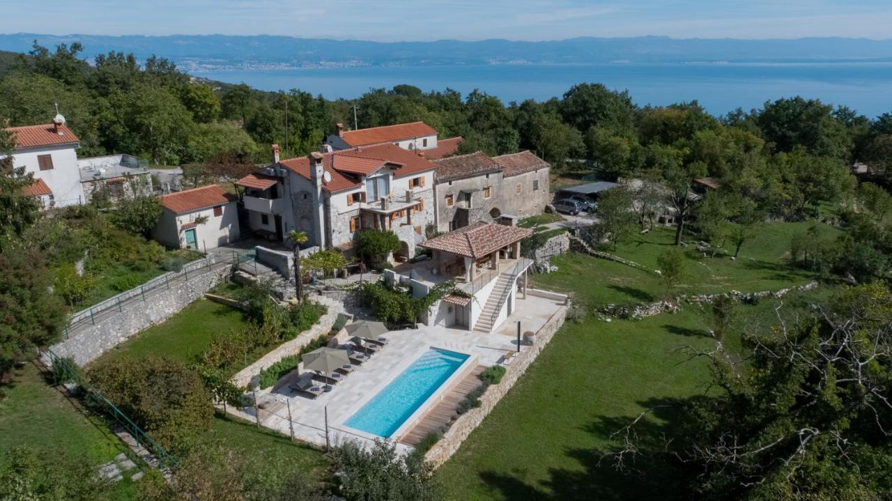Hébergement de vacances Oliti With Pool *